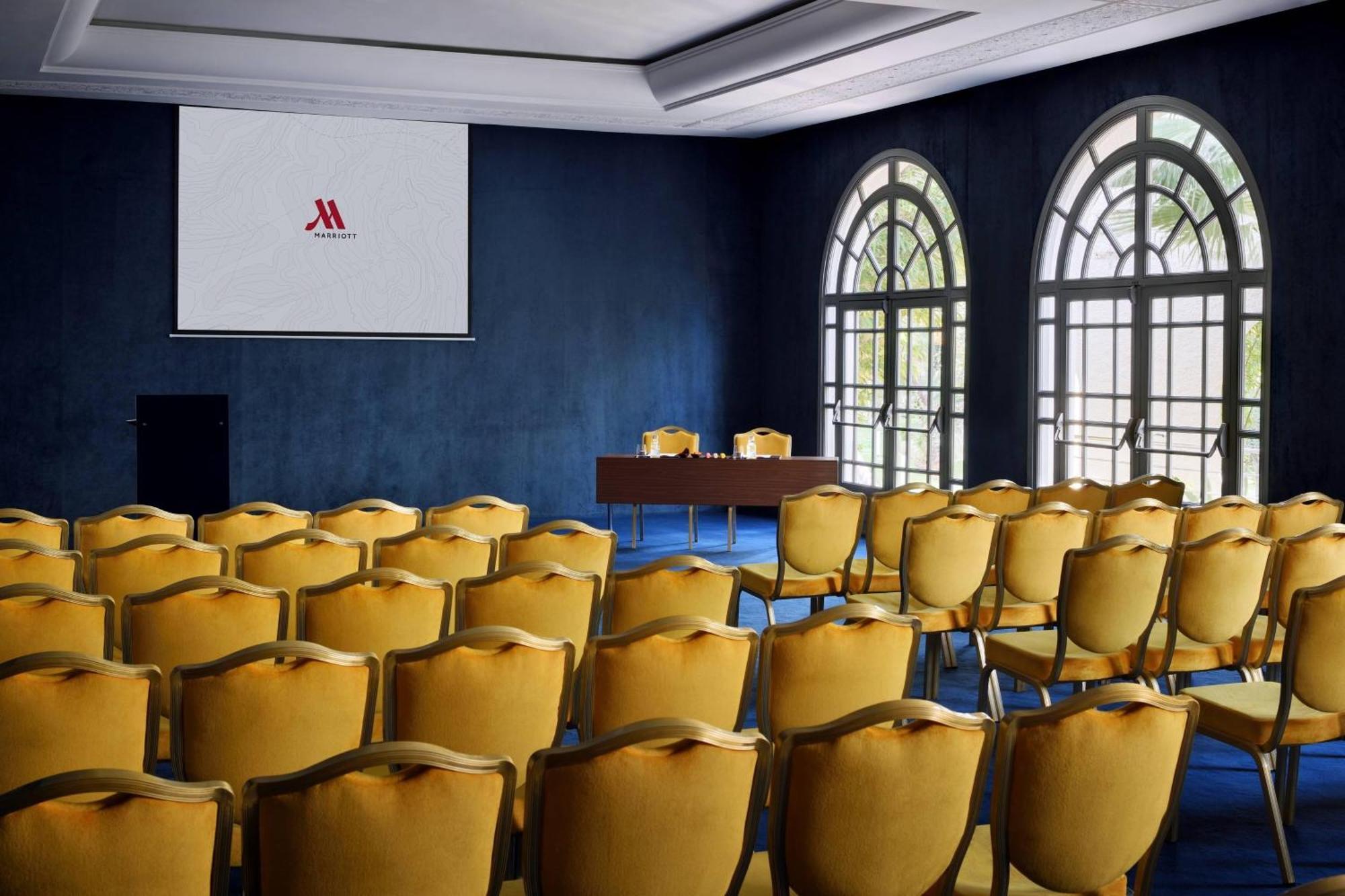 Fes Marriott Hotel Jnan Palace Exterior foto A typical meeting room